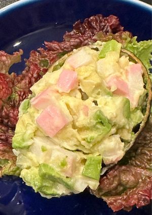 アボガドとかまぼこ入りポテトサラダ-レシピのメイン写真