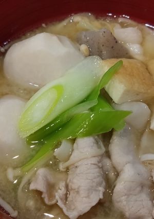 秋に食べたくなる山形の芋煮〜みそ味〜-レシピのメイン写真