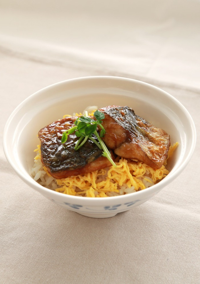 アジのかば焼き丼-レシピのメイン写真
