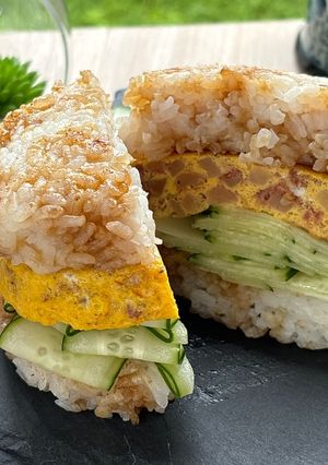 コンビーフハッシュでライスバーガー-レシピのメイン写真