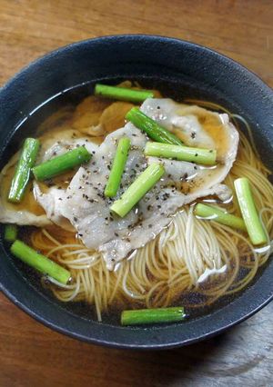 にんにくの芽と豚肉の温麺-レシピのメイン写真