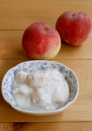 朝食に♪飛騨桃のヨーグルト和え-レシピのメイン写真