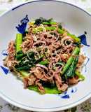 簡単ランチ！5分で茗荷小松菜すき焼き牛丼