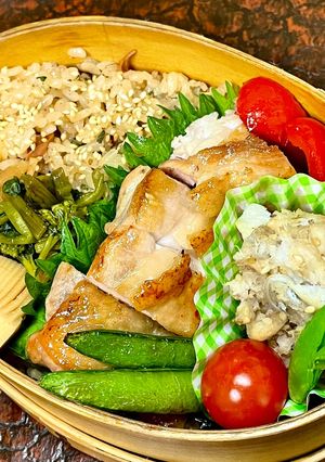 お弁当⭐︎簡単酢とニンニクのチキンステーキ-レシピのメイン写真