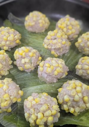 コーンをまとった焼売-レシピのメイン写真
