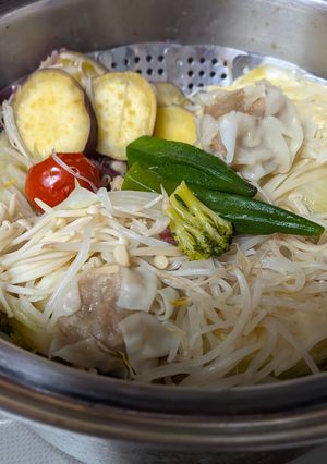 蒸し器にお任せ♪豚バラと野菜の具沢山蒸し-レシピのメイン写真