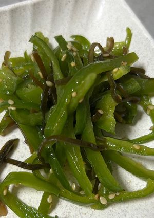 レンジで簡単！ピーマンの塩昆布和え-レシピのメイン写真