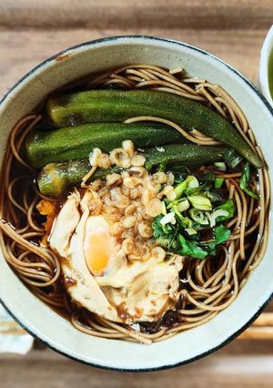 関東の駅そばの濃い蕎麦つゆ-レシピのメイン写真