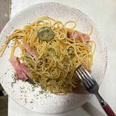 รูปของ 簡単!なすとベーコンのバターパスタ♪