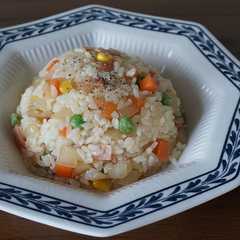 รูปของ 混ぜ込むから失敗なし！パラパラハムチャーハン