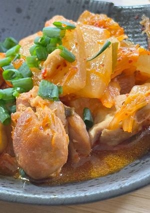 旨辛!鶏大根のキムチ煮-レシピのメイン写真