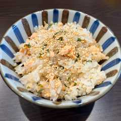 รูปของ 鮭と大葉香る我が家の混ぜ込みご飯