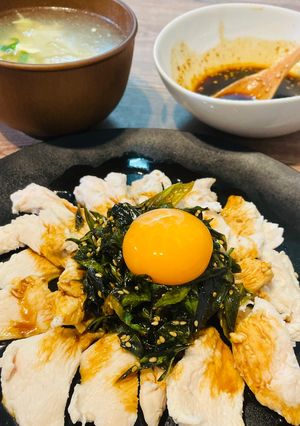 鶏胸肉の甘辛葱ソース& 鶏だしスープ-レシピのメイン写真