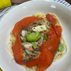 รูปของ そらまめとスモークサーモンのパスタ