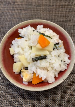 デパ地下風⭐︎わらびとたけのこの山菜おこわ-レシピのメイン写真