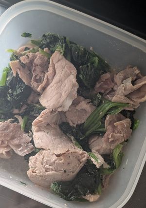 簡単★豚こま肉と冷凍ほうれん草のレンチン-レシピのメイン写真
