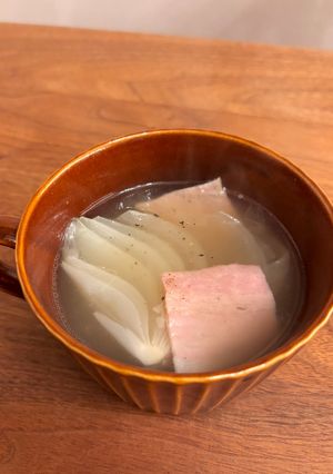 新玉ねぎとベーコンのスープ-レシピのメイン写真