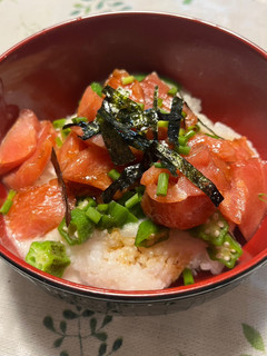 オクラと山芋のマグロ丼-レシピのメイン写真