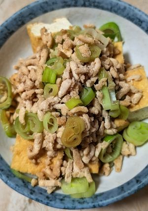 簡単★昼食!厚揚げ豆腐と挽肉のピリ辛炒め-レシピのメイン写真