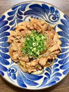 豚バラ肉とセロリと玉ネギの中華炒め-レシピのメイン写真