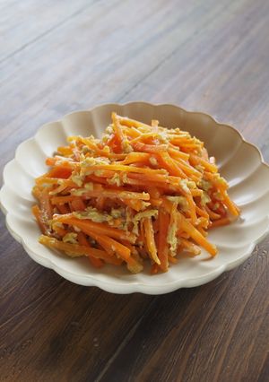 《副菜①》にんじんしりしり-レシピのメイン写真