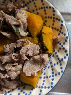 簡単★かぼちゃとこま肉の煮物プラスおまけ-レシピのメイン写真