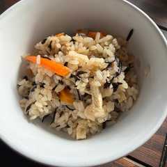 รูปของ ひじきとツナの炊き込みご飯