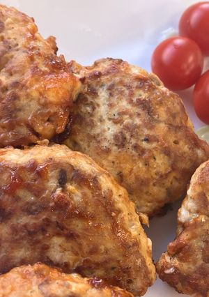 さば水煮缶でハンバーグ　鶏　卵　チーズ-レシピのメイン写真