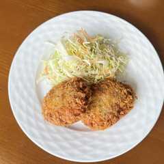 รูปของ 春キャベツの揚げ焼きメンチカツ