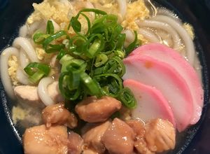 鶏こま切れ肉で、かしわうどん-レシピのメイン写真