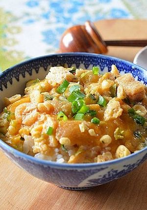 きつね＆たぬきのふんわり卵とじ丼♪-レシピのメイン写真