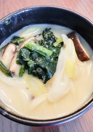 白味噌でほっこり♡味噌煮込みうどん♬-レシピのメイン写真