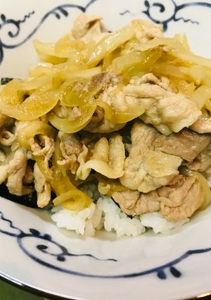 豚こまぎれ肉のシンプル豚丼-レシピのメイン写真