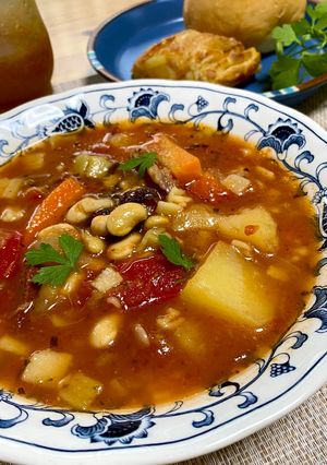 お手軽トマト缶♪豆とポテトのトマトスープ-レシピのメイン写真