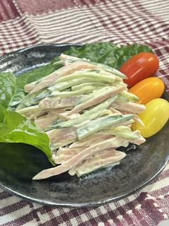 超簡単🥰魚肉ソーセージときゅうりのサラダ-レシピのメイン写真