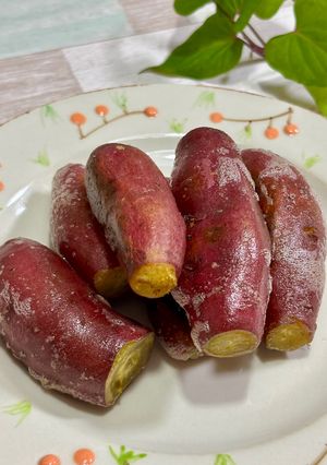 小ぶりなさつま芋♡レンチン蒸しのバター焼き♪-レシピのメイン写真
