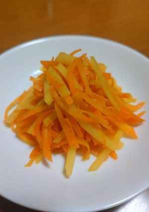 にんじんとじゃが芋のカレーしょうゆソテー-レシピのメイン写真