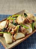 豚こま肉とカブのコッテリ甘酢炒め