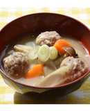 備蓄食品をおいしく変身！サバ缶のつみれ汁