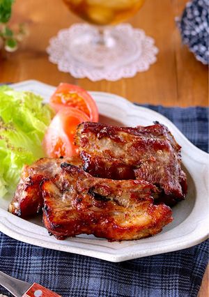 漬けて焼くだけで絶品、豚肉のスペアリブ-レシピのメイン写真