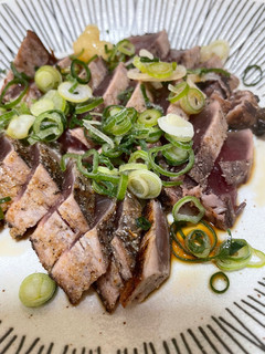 市販の鰹のたたきを美味しくする方法-レシピのメイン写真
