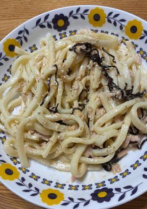 レンジで簡単♪塩昆布ツナマヨうどん-レシピのメイン写真