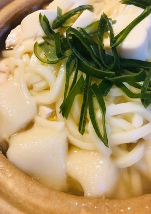 プチッと鍋●鶏肉＆白菜餅うどん鍋-レシピのメイン写真