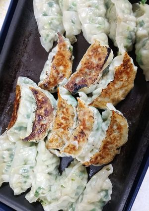 44 お母さんだってアツアツ食べたい餃子-レシピのメイン写真