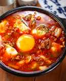 行列の韓国料理店の🍚スンドゥブチゲ🤩
