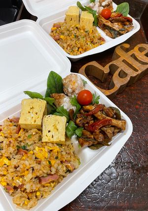 美活⭐︎お弁当⭐︎沙茶醬のピリ辛台湾炒飯弁当-レシピのメイン写真