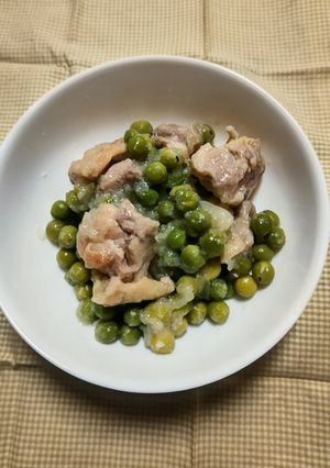 鶏肉とえんどう豆の煮込み-レシピのメイン写真