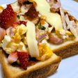 いちごチーズたまごのオープントースト