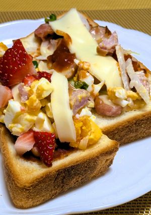 いちごチーズたまごのオープントースト-レシピのメイン写真