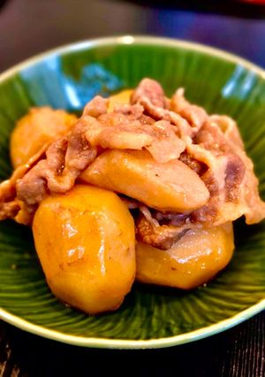 ごはん泥棒＊簡単！おばあちゃんの里芋と豚肉の煮物-レシピのメイン写真